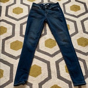 Yummie Jeans size 27 - skinny leg
